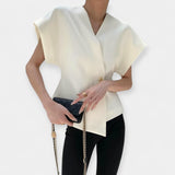 Minimalistički Elegantni Top